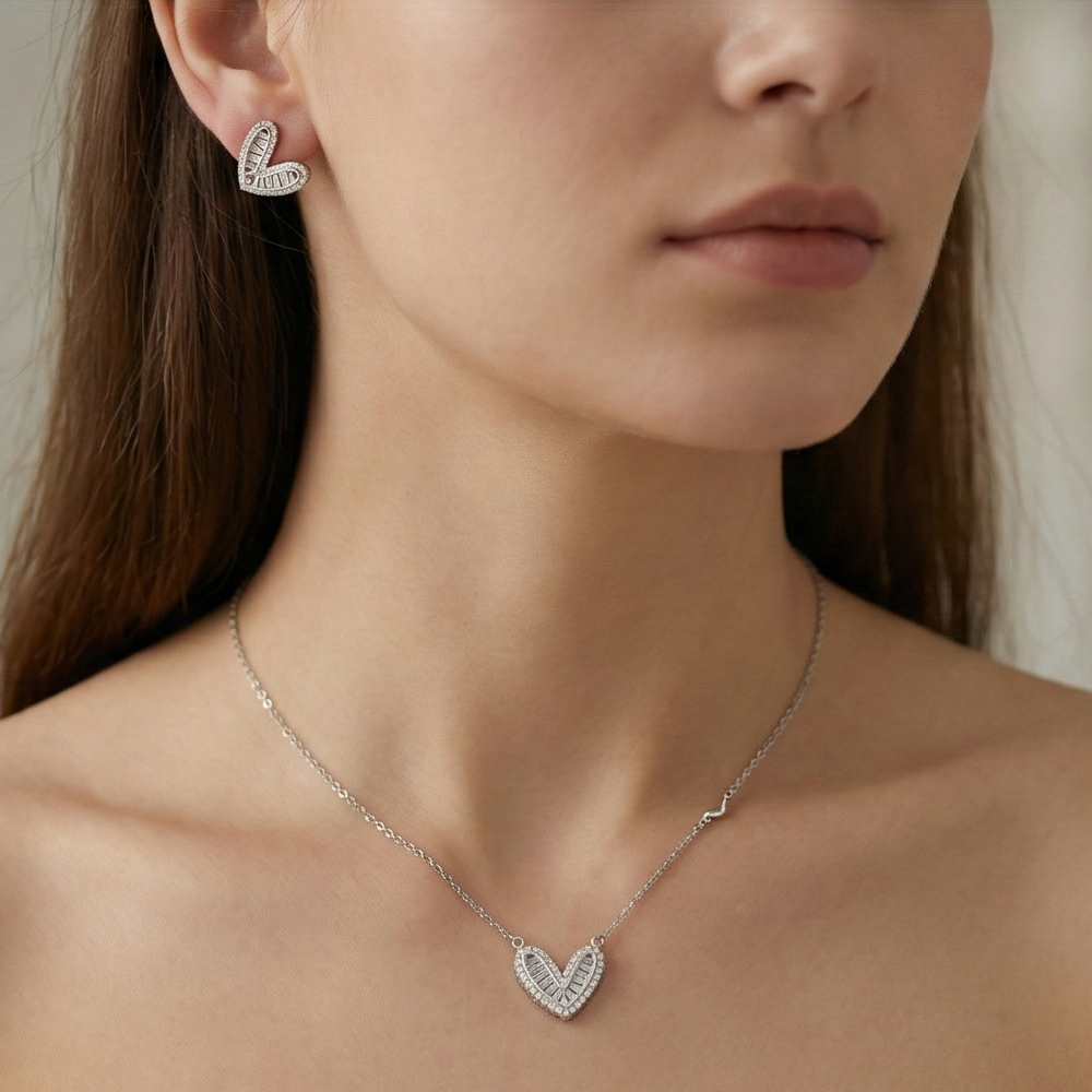 925 Sterling Silver Stylized Heart Pendant Necklace and Earring Set Jewellery
