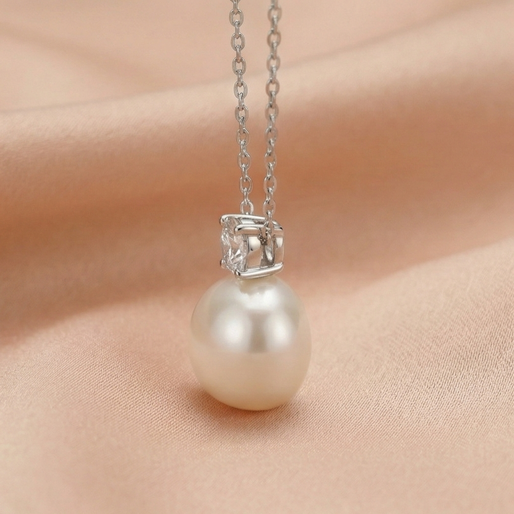 925 Sterling Silver Elegant Pearl and Crystal Solitaire Pendant Necklace Jewellery for Women