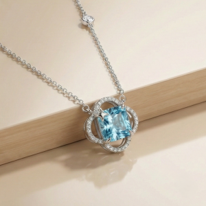 925 Sterling Silver Blue Cushion Stone Openwork Pendant Necklace Jewellery