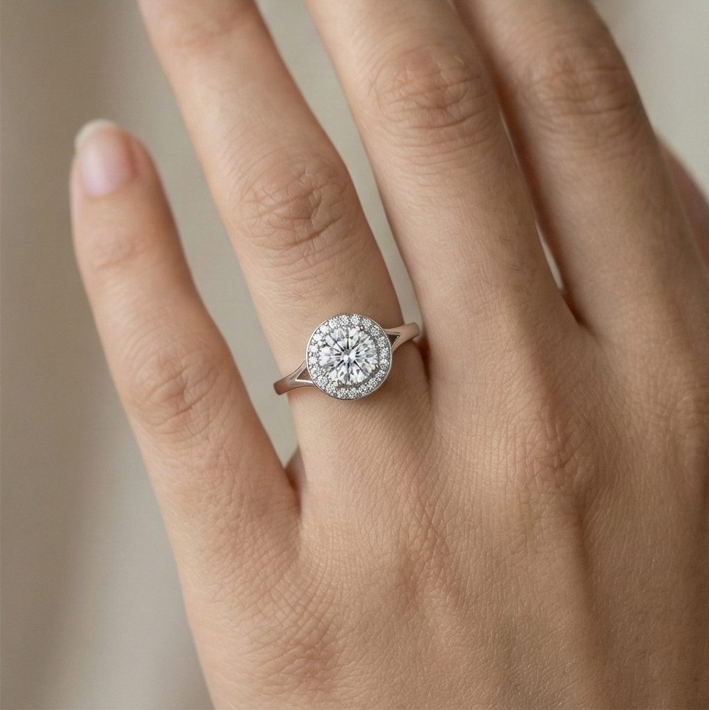 925 Sterling Silver Round Halo Split Shank Statement Ring Jewellery for Women