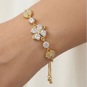 925 Sterling Silver Gold Plated Floral Clover Adjustable Bolo Bracelet Premium Jewellery for Women