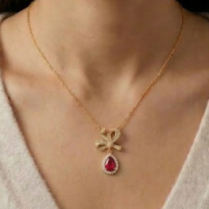 925 Sterling Silver Ribbon Bow Pendant Necklace Jewellery with Red Stone in Gold Plated Finish