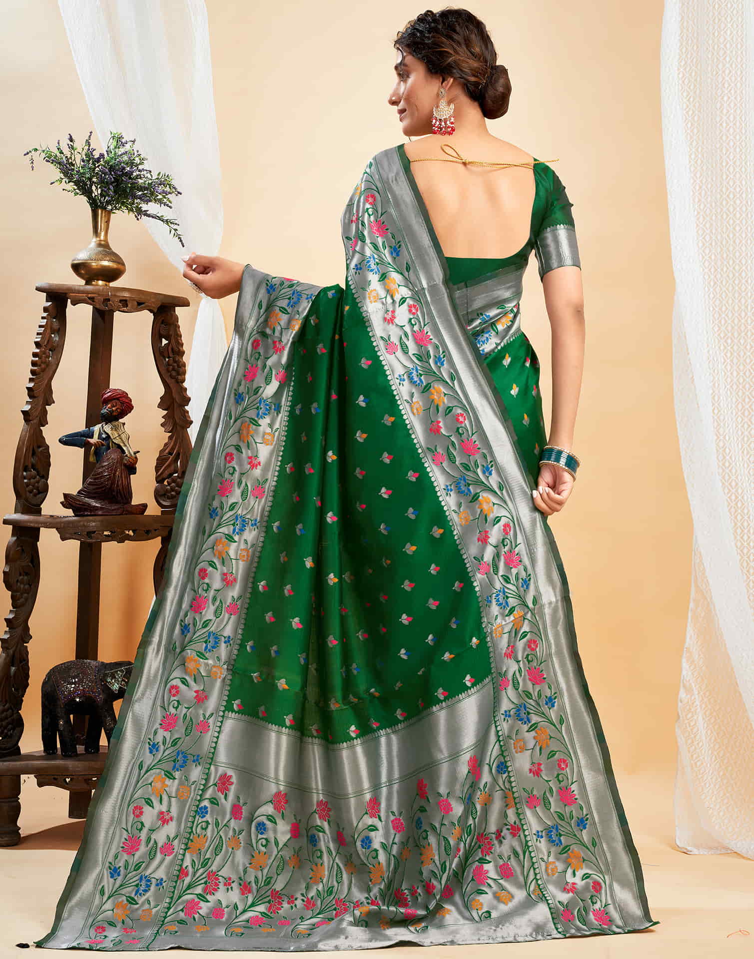 AXONIT Women's Silk Blend Banarasi Jacquard Multicolor Floral