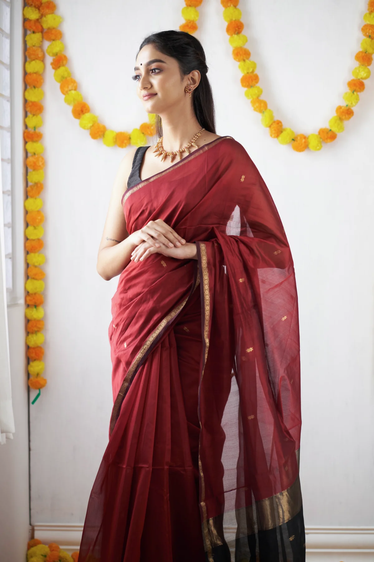 AXONIT Women's Cotton Saree with Zari Motifs & Dual Tone Finish with Unstitched Blouse Piece
