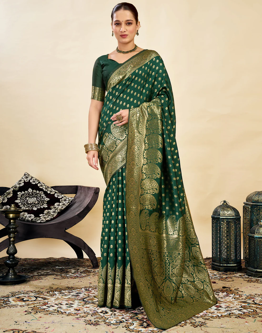 AXONIT Women's Silk Blend Banarasi Jacquard Classic Motif Design Saree with Unstitched Blouse Piece