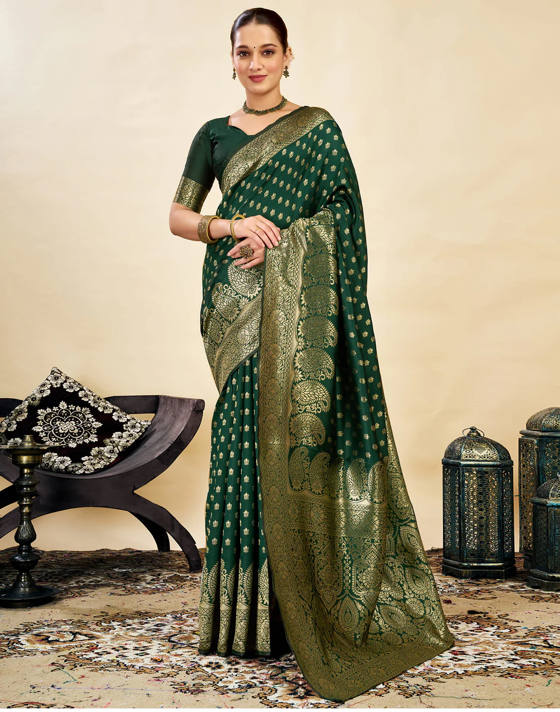 AXONIT Women's Silk Blend Banarasi Jacquard Classic Motif Design Saree with Unstitched Blouse Piece