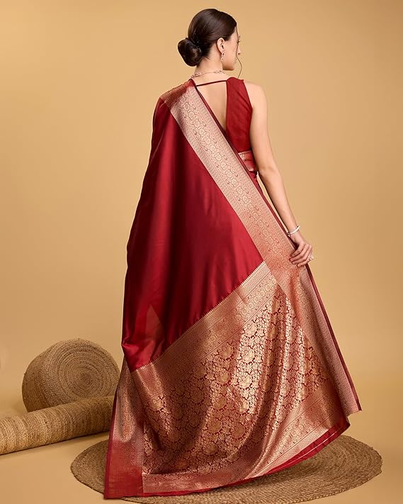 AXONIT Women's Premium Jacquard Silk Saree with Antique Gold Zari Border & Pallu weave & Unstitched Blouse Piece